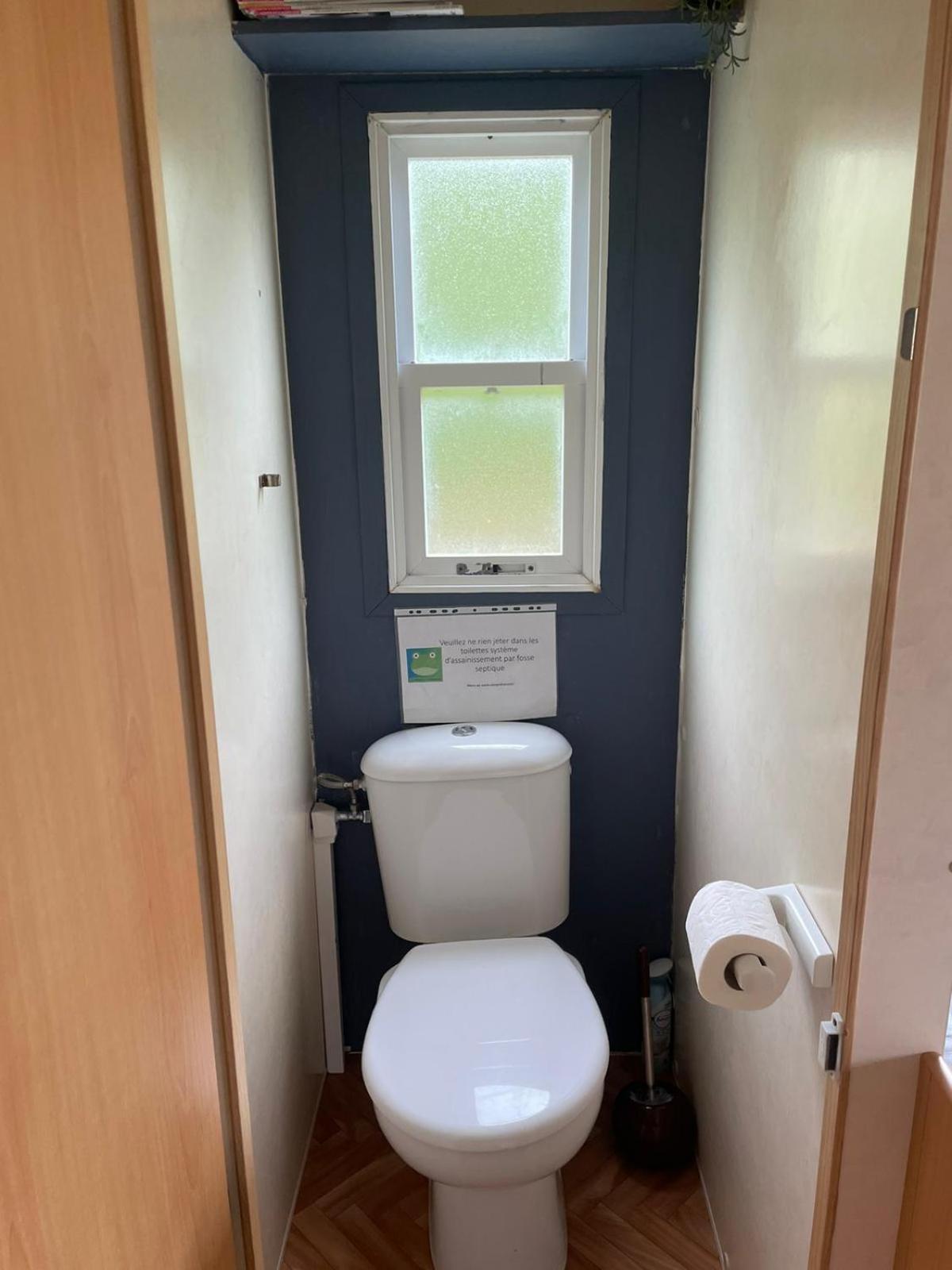Le cabanon de la grenouille Saint-Martin-des-Lais Extérieur photo